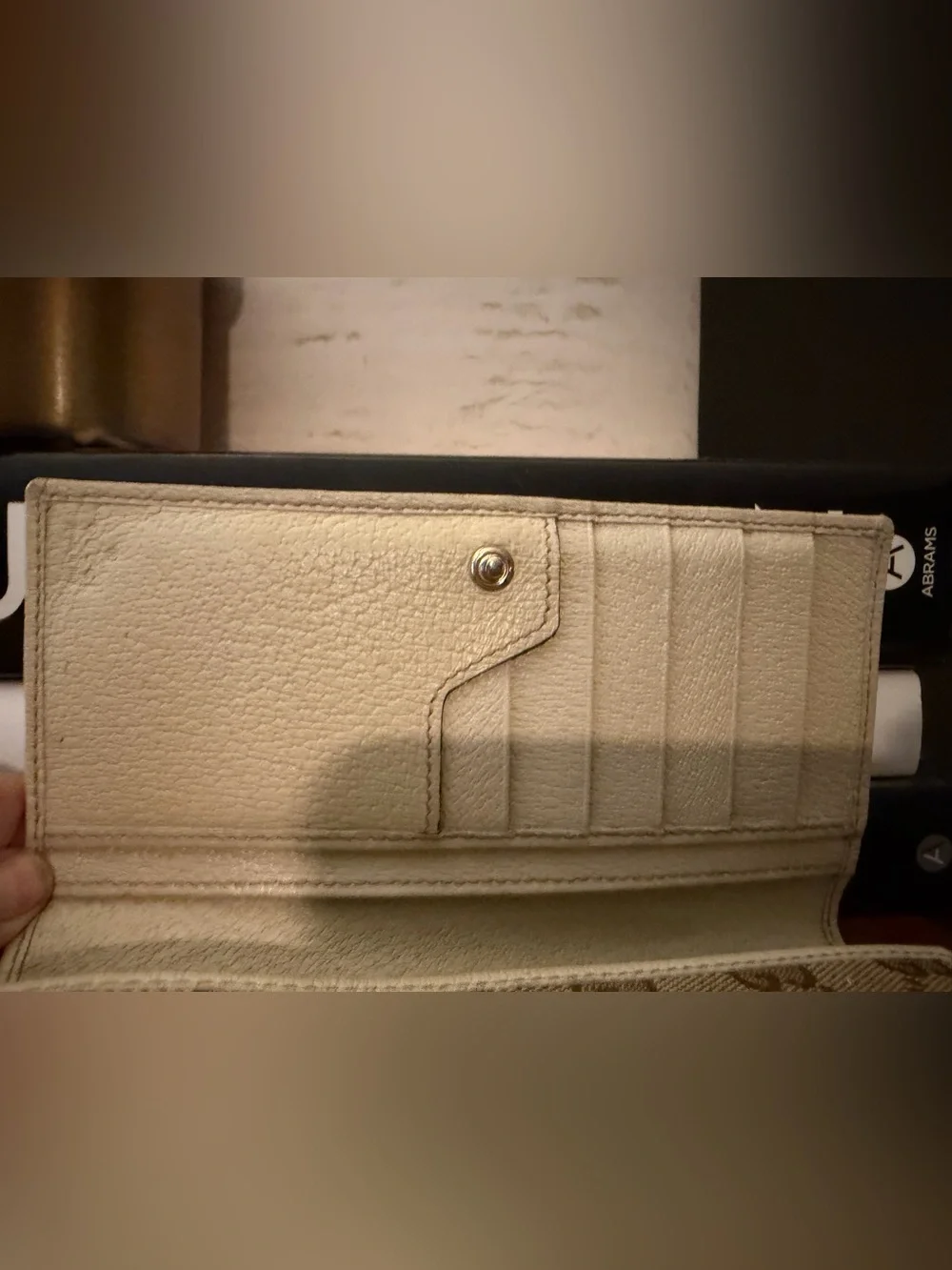 100% Authentic Gucci Beige Brown GG Supreme Wallet - Picture 10 of 13